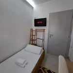 Isabel Oda ve Kahvaltı Tiran