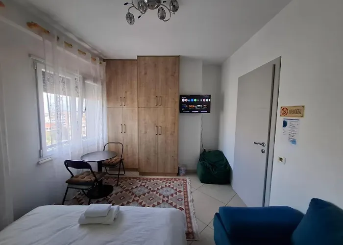 Bed & Breakfast Isabel Tirana